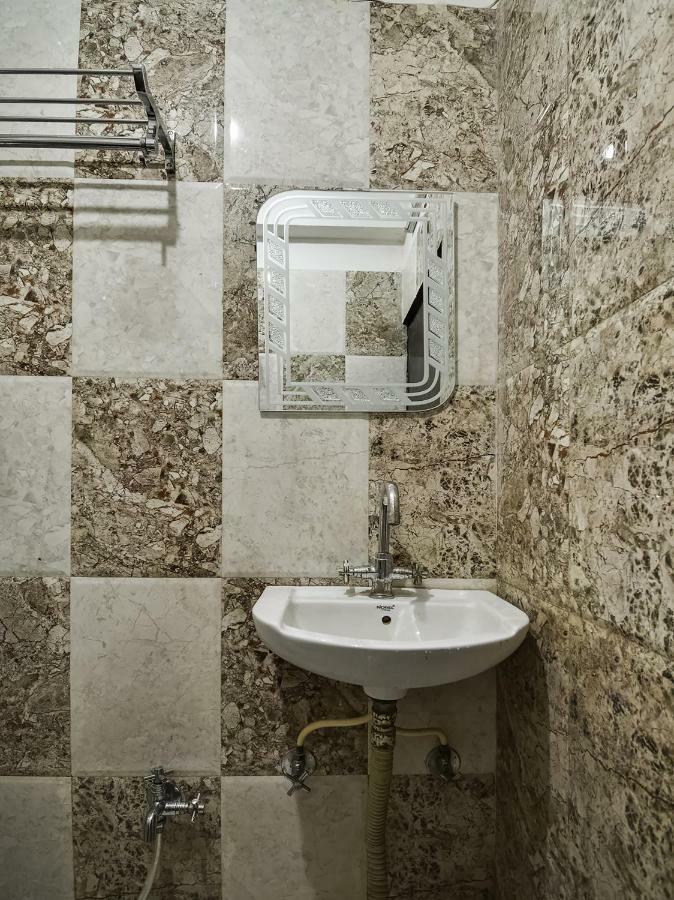 Oyo 48665 Kesar Palace Amer Eksteriør bilde